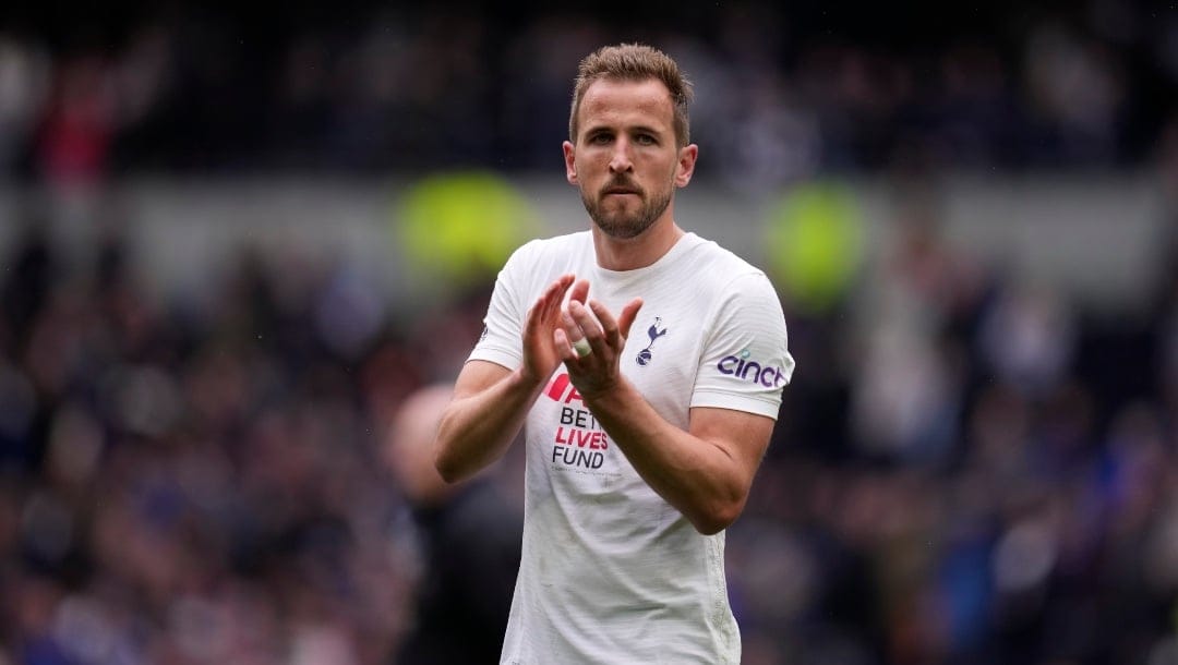 Tottenham's Harry Kane acknowledges the applause from the spectators at the end of the English Premier League soccer match between Tottenham Hotspur and Leicester City at Tottenham Hotspur stadium in London, England, Sunday, May 1, 2022.