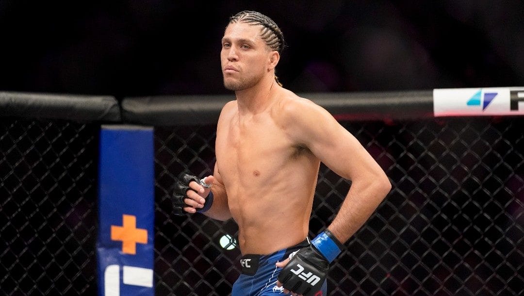 Brian Ortega prepares to fight against Alexander Volkanovski during a featherweight mixed martial arts title bout at UFC 266, Saturday, Sept. 25, 2021, in Las Vegas.