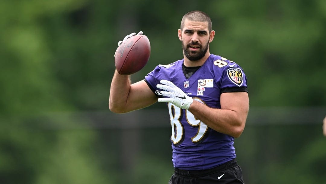 Baltimore Ravens tight end Mark Andrews catches a pass during an NFL football practice Wednesday, May 25, 2022, in Owings Mills, Md. (AP Photo/Gail Burton)