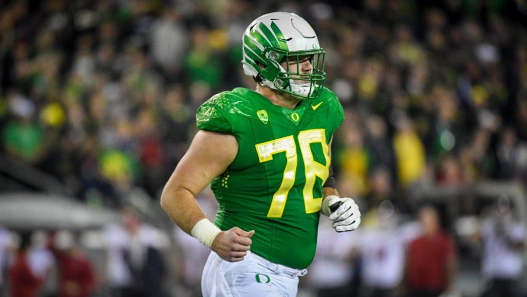 Oregon offensive lineman Alex Forsyth (78) during an NCAA college football game Saturday, Nov. 13, 2021, in Eugene, Ore. (AP Photo/Andy Nelson)