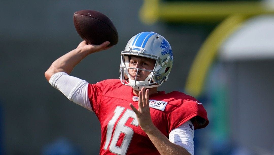 Detroit Lions quarterback Jared Goff throws during an NFL football practice in Allen Park, Mich., Monday, Aug. 1, 2022.