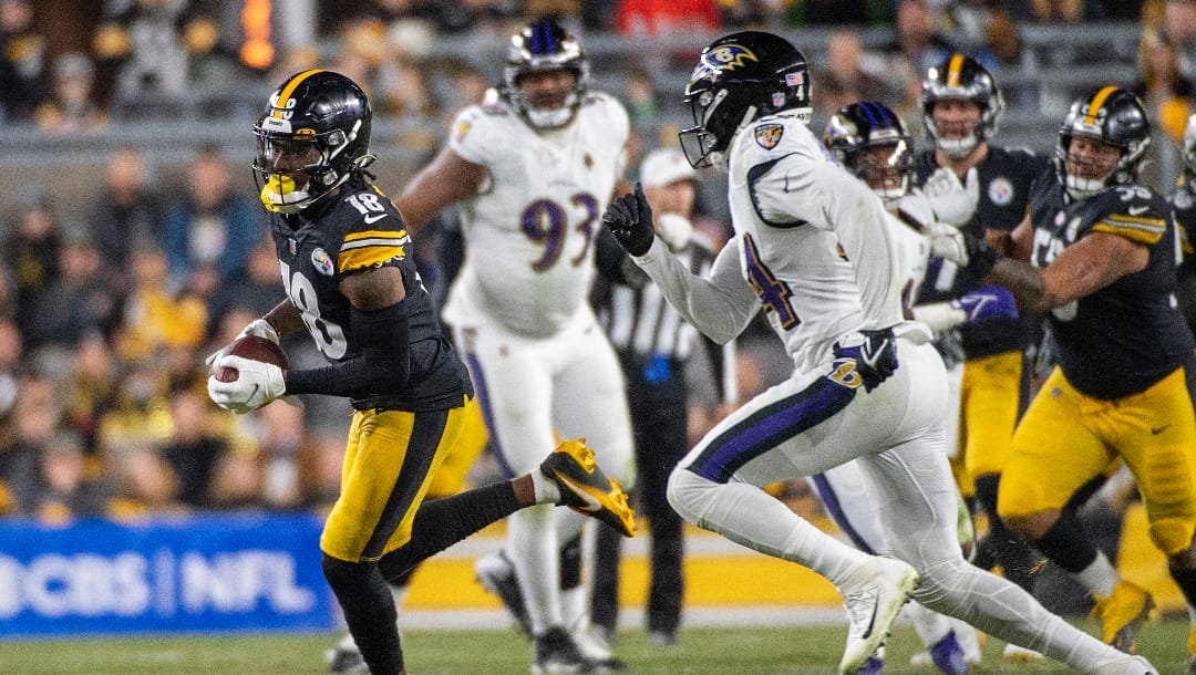 Pittsburgh Steelers wide receiver Diontae Johnson (18) plays against the Baltimore Ravens during an NFL football game, Sunday, Dec. 5, 2021, in Pittsburgh. (AP Photo/Justin Berl)