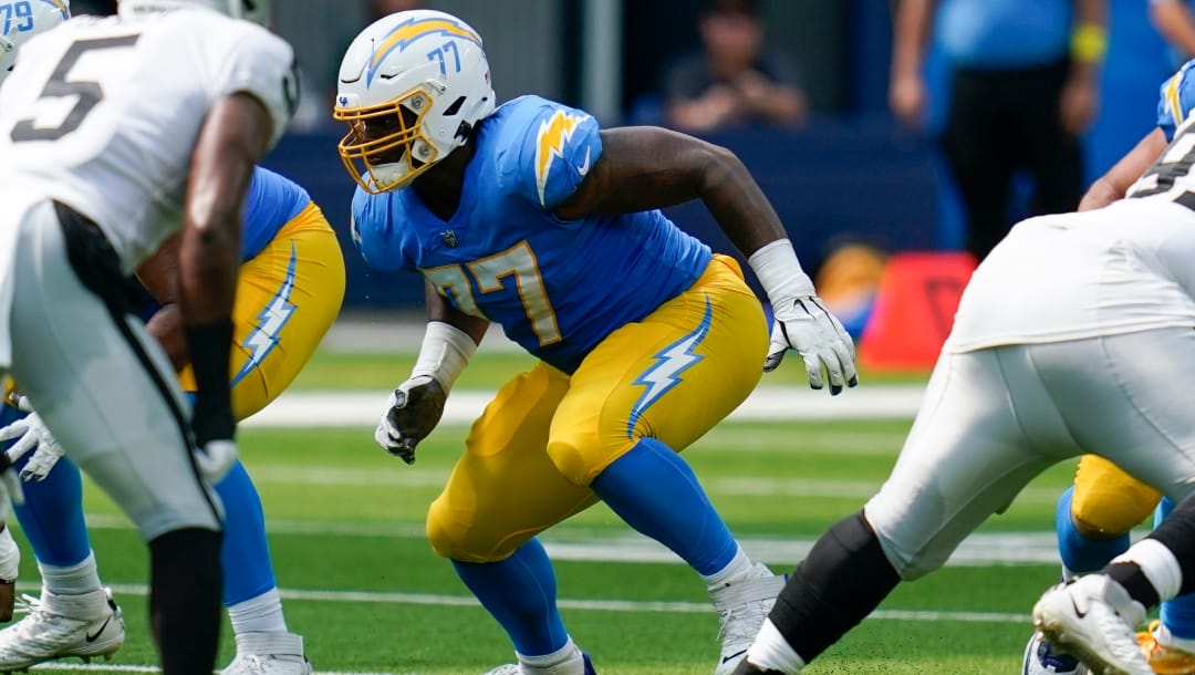 Los Angeles Chargers guard Zion Johnson plays