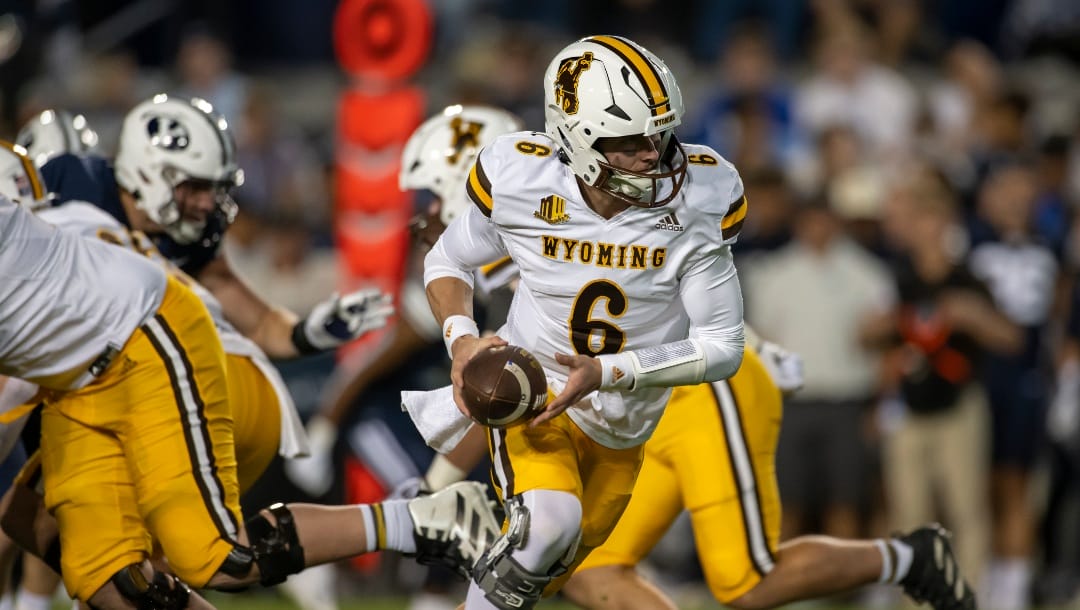 Wyoming Cowboys 2023 College Football Season Predictions 