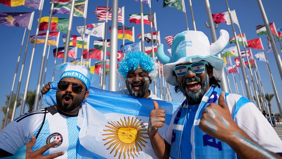 argentina fans celebrating the world cup in qatar