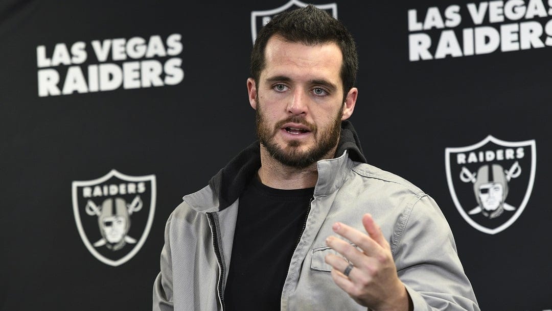 Derek Carr might be headed to the Saints.