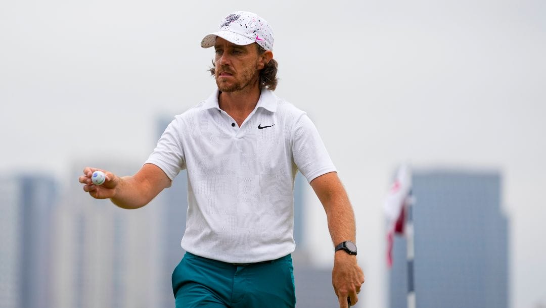 Tommy Fleetwood waves after his putt on the 12th hole during the final round of the U.S. Open golf tournament at Los Angeles Country Club on Sunday, June 18, 2023, in Los Angeles.