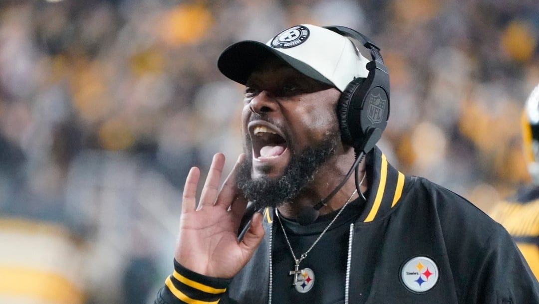 Pittsburgh Steelers head coach Mike Tomlin yells from the sidelines during the second half of an NFL football game against the New England Patriots on Thursday, Dec. 7, 2023, in Pittsburgh. (AP Photo/Gene J. Puskar)