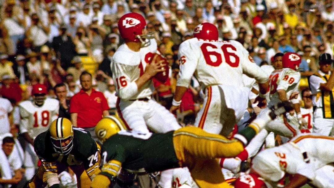 Kansas City Chiefs' quarterback Len Dawson (16) gets ready to release the ball during the first Super Bowl, Jan. 15, 1967, against the Green Bay Packers at the Los Angeles Coliseum in Los Angeles, California. The Green Bay Packers won the game. (AP Photo)