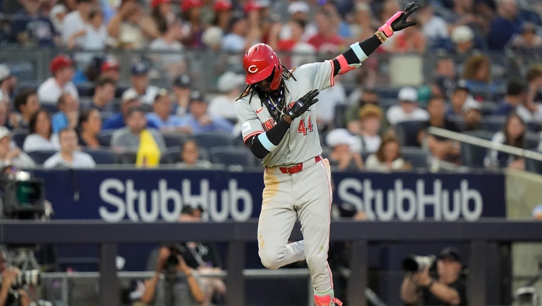 Cincinnati Reds' Elly De La Cruz gestures as he runs the bases after hitting a two-run home run during the fifth inning of a baseball gameagainst the New York Yankees, Tuesday, July 2, 2024, in New York.