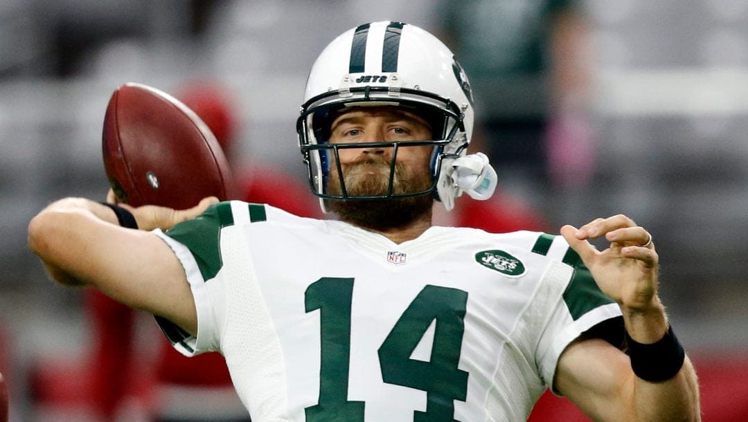 New York Jets quarterback Ryan Fitzpatrick (14) warms up prior to an NFL football game against the Arizona Cardinals, Monday, Oct. 17, 2016, in Glendale, Ariz.