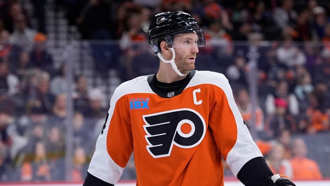 Philadelphia Flyers' Sean Couturier plays during an NHL hockey game, Saturday, Oct. 26, 2024, in Philadelphia. (AP Photo/Matt Slocum)