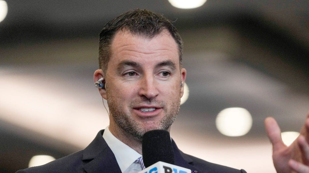 Washington head coach Danny Sprinkle speaks during the Big Ten men's NCAA college basketball media day Thursday, Oct. 3, 2024, in Rosemont, Ill. (AP Photo/Erin Hooley)